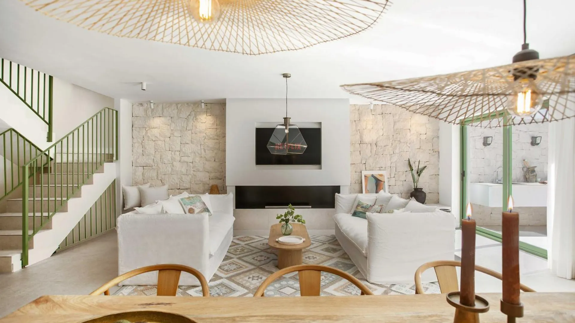 Casa de Férias Vacation Marbella I Casa Savia, Private Heated Pool, Luxury Interiors, 10Min Walk To The Beach